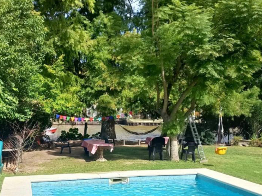 Av. Victorica 498., 4 Habitaciones Habitaciones, ,2 BañoBaño,Casa,Venta,Av. Victorica 498.,1739