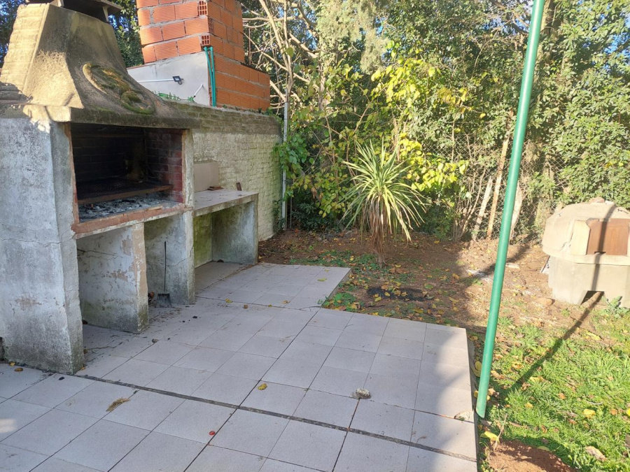 Ruta 7, esquina Suárez., 2 Habitaciones Habitaciones, ,1 BañoBaño,Chalet,Venta,Ruta 7, esquina Suárez.,1875
