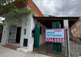 Paraná 2465, 1646, 4 Habitaciones Habitaciones, ,4 BañoBaño,Casa,Venta,Paraná 2465,1880 Paraná 2465, 1646, 4 Habitaciones Habitaciones, ,4 BañoBaño,Casa,Venta,Paraná 2465,1880